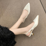 Vasaros Nauji Moteri&scaron;ki Basutės Kulniuku Moteri&scaron;ki Batai Smailus Pir&scaron;tas Vienspalviai Moteri&scaron;ki Batai Galinis Dirželis Įslystami Chaussure Femme Zapatillas 35 smėlis