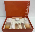 Sulwhasoo First Care Aktyvuojantis esencijos &scaron;vytėjimo energijos pienelis ir veido losjonas 7 dalių rinkinys Drėkinantis skaistinantis maitinantis dovanų rinkinys