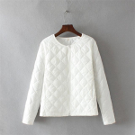 Moteri&scaron;ka rudens ir žiemos didelio dydžio stovima apykaklės laisva termo striukė Lengva pamink&scaron;tinta striukė XL balta