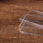 Mini stačiakampė dėžutė permatoma plastikinė saldainių papuo&scaron;alų pakavimo dėžutė su dangteliu