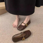 Moteri&scaron;ki Mary Janes batai Nauji dizainerio bateliai plok&scaron;čiu padu su sagtimi ir dirželiu Kvadratiniu priekiu Odiniai Mink&scaron;ti Moteri&scaron;ki Batai Juodi Plok&scaron;čiapadžiai Zapatos Mujer 40