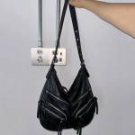 Vintažinis Didelės Talpos Mink&scaron;tos Odos Juodas Motociklo Krep&scaron;ys Moteri&scaron;kas Paprasto Dizaino Universalus Vienos Peties Rankinė Crossbody Krep&scaron;ys CLE 33x7x25cm juoda