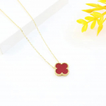 Nerūdijančio plieno keturių lapų dobilų karoliai, universalūs, lengvi prabangūs senjorams juvelyriniai dirbiniai, moteri&scaron;ki kaklo grandinėlės karoliai raudona