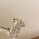 Prabanga, žėrintys raidžių žiedas, moteri&scaron;kas, ins ni&scaron;os dizaino pojūtis, atviras reguliuojamas žiedas, rodomojo pir&scaron;to žiedas, mažojo pir&scaron;to žiedas