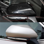 &bdquo;Toyota Camry 2019-2023&ldquo; chromo de&scaron;inės pusės galinio vaizdo veidrodžio formavimo apdaila