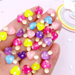 50 vnt mi&scaron;rios dervos mini kri&scaron;toliniai spalvingi žiedai, grybai, nagai.