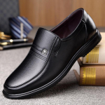 Natūralios odos batai Vyri&scaron;ki Loafers Slip On Verslo laisvalaikio odiniai batai Klasikiniai Mink&scaron;ti Mocasins Hombre Kvėpuojantys vyri&scaron;ki Batai Plok&scaron;ti 6 juoda