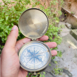 Individualiai graviruotas kompasas dovana Krik&scaron;tui, Konfirmacijai, Pirmajai Komunijai, Krik&scaron;tynoms, Personalizuotas religinis kompasas Jam arba Jai