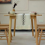 Boho stiliaus stalo takelis namų dekorui, smėlio spalvos ir rudas pynimas, kaimi&scaron;ko stiliaus stalo takelis su kutais bohemi&scaron;kam valgomojo ar miegamojo dekorui 30*160CM ruda