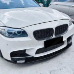 BMW F10 F11 M5 2011 2012 2013 2014 2015 2016 2017 Automobilio Priekinio Buferio Lūpa A&scaron;menys Uodegos Sparnas Priekinis Smakro Spoileris Kėbulo Rinkinys Glossy Black