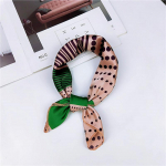 Medvilninis ir lininis mažas kvadratinis &scaron;alikas &Scaron;ilko &scaron;alikas Moteri&scaron;kas pavasario ir rudens naujo stiliaus meni&scaron;kas ir universalus madingas temperamento galvos apdangalas 50*50cm