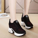 Moteri&scaron;ki platforminiai sportbačiai Juodi tinklelio kvėpuojantys auk&scaron;to plei&scaron;to laisvalaikio batai Lauko auk&scaron;tį didinantys megzti moteri&scaron;ki vulkanizuoti batai 35