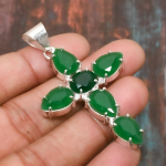 Laboratorijoje sukurtas smaragdas brangakmenis rankų darbo 925 prabos sidabro papuo&scaron;alas kryžiaus pakabukas moterims 2.56 Inches žalia