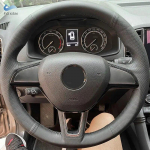 Automobilio vairo gaubtas, skirtas &bdquo;Skoda Octavia Superb Fabia Citigo Roomster 2013- Rapid Karoq Kodiaq&ldquo; juodai perforuotai odai