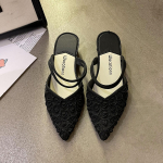 Vasarinės moteri&scaron;kos smailianosės vėsios &scaron;lepetės, korėjieti&scaron;ko stiliaus madingo ra&scaron;to žemakulnės pus&scaron;lepetės, su sijonu fėji&scaron;ko stiliaus krep&scaron;io formos priekiu 36