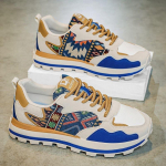 Vyri&scaron;ki batai Pavasariniai laisvalaikio batai Siuvinėti vyri&scaron;ki sportbačiai Madingi universalūs batai su ra&scaron;tu Lentos batai 41