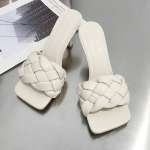 Seksualios &scaron;lepetės moterims, vidutinio auk&scaron;čio kulnas, sandalai, firminiai auk&scaron;takulniai, vasara, naujausia tendencija, madingos &scaron;lepetės, kvadratinio pir&scaron;to batai, kasdieniai moteri&scaron;ki &scaron;lepetės 38 smėlis