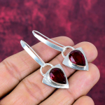 Raudono granato papuo&scaron;alai, 925 sterlingų sidabro auskarai, rankų darbo brangakmenių papuo&scaron;alų auskarai atminimo dienai 1.96 Inches