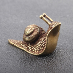 Mini retro gryno vario sraigė, mažas ornamentas, ra&scaron;omasis stalas, antikvarinis žalvarinis gyvūnas, miniatiūrinis figūrėlė, amatai, arbata, naminių gyvūnėlių smilkalų laikiklis