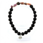 Pierres et Min&eacute;raux. Bracelet Tourmaline Rubellite du Br&eacute;sil + Perles Onyx noir mat 8 mm. Fabriqu&eacute; en France.