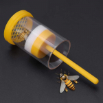 Plunger Beekeeper Geltonas gaudyklės įrankis Bičių bitininkystei Bičių priežiūros reikmenys Bičių karalienės žymekliai butelių bitininkystės reikmenų rėmeliai 1pcs