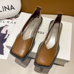 Pavasario nauji Mary Jane moteri&scaron;ki batai Retro kvadratiniu priekiu plok&scaron;čiapadžiai Mada minimalistiniai mokasinai Moteri&scaron;ki kasdieniai lengvi batai Mujer Zapatos 40