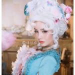 Profesionalus Marie Antoinette Cosplay perukas princesė vidutinio garbanotiems plaukams Cosplay perukai + peruko kepurė (Jokių galvos apdangalų) One Size