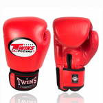 6 spalvos Twins 8OZ 10OZ 12OZ 14OZ 16OZ suaugusiems Vaikams PU Oda Kick fighting kick punch Pir&scaron;tinės Karate Muay Thai MMA Bokso Pir&scaron;tinės 8oz raudona