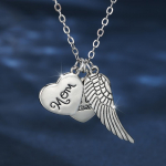 Angelo sparno &scaron;irdies atminimo karoliai Mamos netektis Dalelė mano &scaron;irdies yra danguje Aistros dovana sidabras