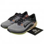 Nike Air Winflo 10 žemi dūminės pilkos ir chaki spalvos - FQ8725-084 EU 44 pilka spalva