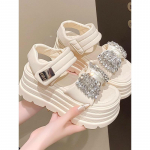 Madingos 8CM Moteri&scaron;kos Sandalai Auk&scaron;tu Platforminiu Padu, Plei&scaron;tai, Tu&scaron;čiaviduriai Mules Batai, Laisvalaikio Stambūs Gladiatorų Sandalai Moteriai, Nauji Vasariniai Blizgūs Paplūdimio &Scaron;lepetės 34 smėlis