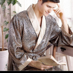 V formos kaklo laisvas chalatas miegoti miegui Pavasariniai vyri&scaron;ki Satin Kimono Lounge Naktinis chalatas Naktinis vyri&scaron;kas chalatas Auksinis Namų drabužis M