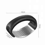 Nerūdijančio plieno česnako presas Lengvas valymas, darbą taupantis maisto gaminimo įtaisas Buitinė virtuvė Česnakų trynimo įrankis Česnakų smulkintuvas juoda