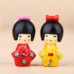 6 vnt. mi&scaron;rūs spalvingi japoni&scaron;ki kimono mergaičių raktų pakabukai plastikiniai animacinių filmukų lėlės rankų žaislų priedai