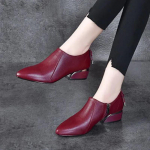 Cresfimix moteri&scaron;ki madingi vyno raudonumo auk&scaron;tos kokybės neslystantys aulinukai ponios klasikiniai juodi odiniai kvadratiniu kulnu batai sapatos ba368 35