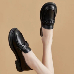 Moteri&scaron;ka vasarinė avalynė Įprastos odos laisvalaikio batai moterims 2024 m. biuro lop&scaron;eliai žemakulniai eleganti&scaron;ki apvalūs auk&scaron;tos kokybės batai A 40