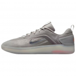 Nike Zoom Nyjah 4 SB College Grey Vyri&scaron;ki sportbačiai &Scaron;viesiai sidabriniai Ry&scaron;kiai raudoni Minko rudumo FQ1273-001 45
