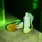 Nike ZoomX Vaporfly Next% 4 Mažai žalias Voltas Safyras 40