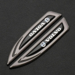 2 vnt. Automobilio metalinis &scaron;oninis logotipo lipdukas metaliniai automobilio lipdukai tinka Volvo C40XC60XC90S6S90 kėbulo galiniams lipdukams.