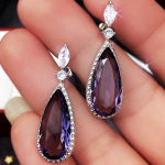 POMOiii A&scaron;aros violetinės CZ Akmens la&scaron;o auskarai Auk&scaron;tos kokybės sidabro spalvos Puo&scaron;nūs moteri&scaron;ki aksesuarai Vestuvių tendencija Kar&scaron;ti papuo&scaron;alai violetinė