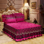 Auk&scaron;tos kokybės europieti&scaron;ko stiliaus aksominis patalynės komplektas įspaustas lovas sijonas pagalvės užvalkalas King Queen Eleganti&scaron;kas &scaron;iltas pliu&scaron;inis lovatiesė 3pcs Design 180x200 rožinė raudona spalva