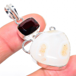 Botswana Agate, Garnet 925 Sterling Silver Jewelry Pendant 2.17 i1h77