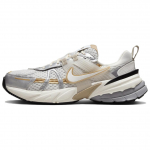 Nike V2K Run Khaki Metallic Silver Moteri&scaron;ki sportbačiai Cream White HJ7245-100 44.5