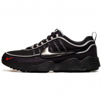 Nike Air Zoom Spiridon SP HF9117-002 sportbačiai su metaliko sidabro spalvos dryžiais ir raudonais atspalviais. 42