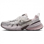 Nike V2K Run Platinum Tint Summit White Cave Stone Metallic Silver Moteri&scaron;ki sportbačiai FD0736-010 41 pilka spalva