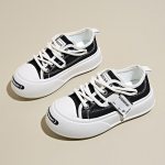 Drobės batai moteri&scaron;ki vasaros nauji universalūs studenti&scaron;ki plok&scaron;čiapadžiai atviri besi&scaron;ypsantys riedlentės batai laisvalaikio batai moterims 40