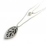 Les Tr&eacute;sors De Lily [N3078] - Collier Cr&eacute;ateur 'Feuille d'Or' noir blanc argent&eacute; juoda