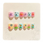 12 vnt Vaiki&scaron;ki animaciniai filmukai netikri nagai Mieli kalėdiniai ra&scaron;tai su įspaudu ant nagų Lipnūs netikri nagai &bdquo;pasidaryk pats&ldquo; meno dekoracija E