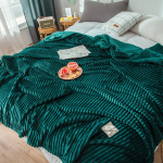 Mink&scaron;tas koralinis flanelinis oro kondicionieriaus pledas 180x200 cm