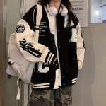 Vintažinė bombone&scaron;io striukė Moteri&scaron;ka Harajuku mados koledžo uniforma Varsity beisbolo striukės Moteri&scaron;ka negabaritinė gatvės apranga Y2k XL juoda